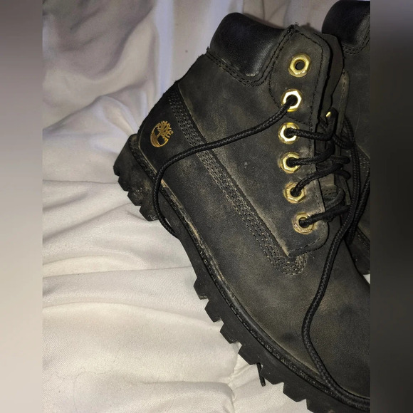 *Read Description* Timberland Boys Black Boots, Need scrubbed up some more! - Picture 5 of 8